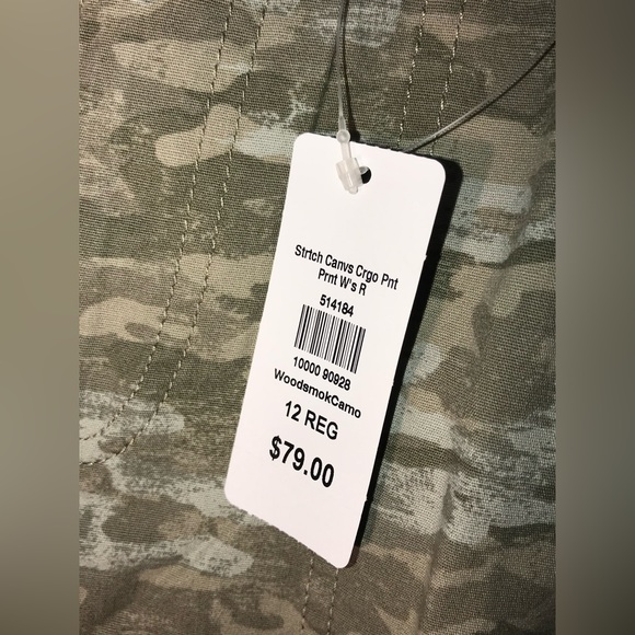 $79 LL Bean Women's size 12 Favorite Fit Stretch Canvas Cargo Pants Camouflage - Picture 5 of 12